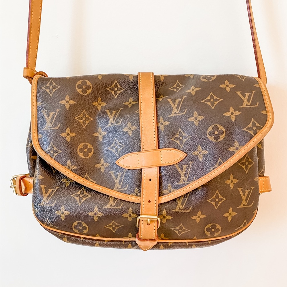 Louis Vuitton Saumur 30 Excellent Condition!